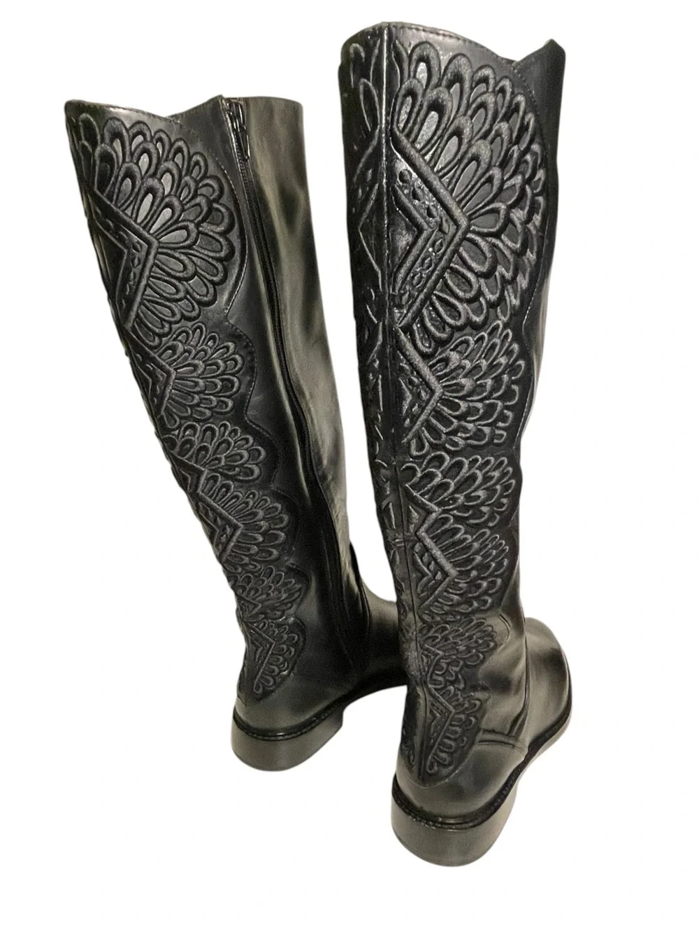 Gianni Bini Embroidered Back Black Leather Full Zip Knee High Riding Boots 6M